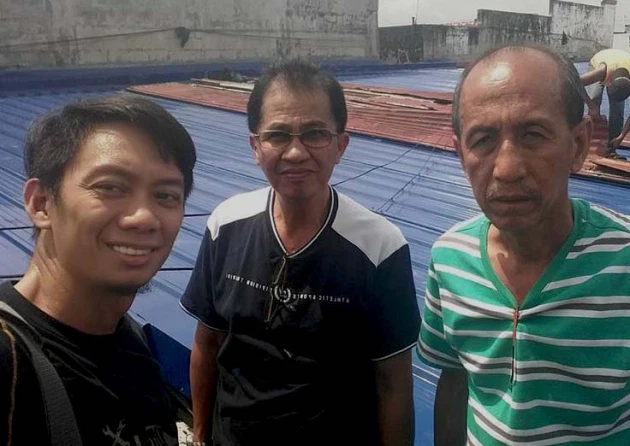 Arch-Ian-Jay-Bantilan-Engr-Rafael-Pol-Foreman-Ferrer-roof-inspection-RCBC-Bacolod-City
